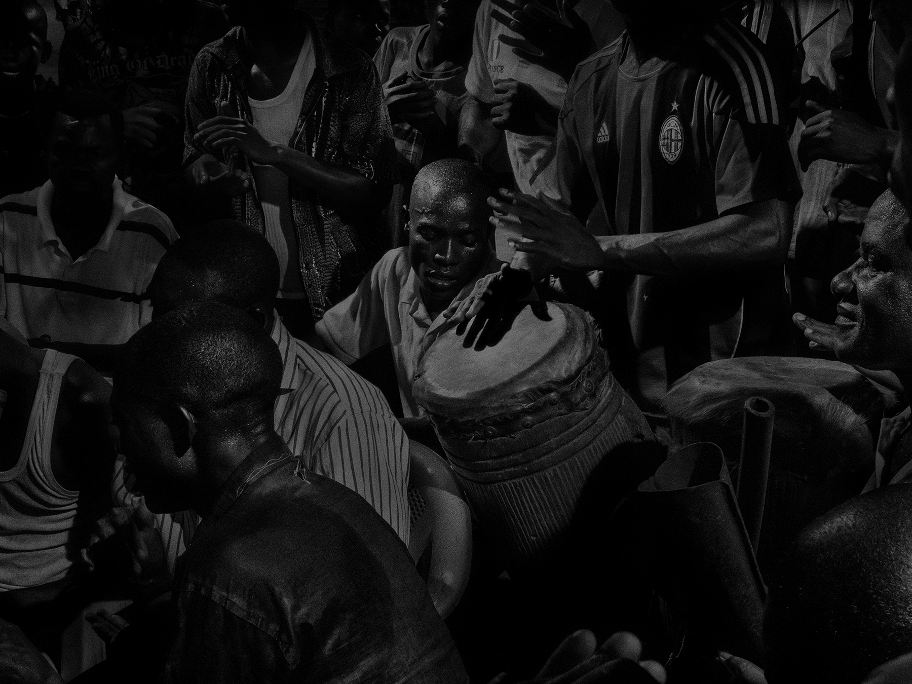 Alex Majoli - Scene #9857, Republic of Congo, 2013 - Howard Greenberg Gallery - 2019